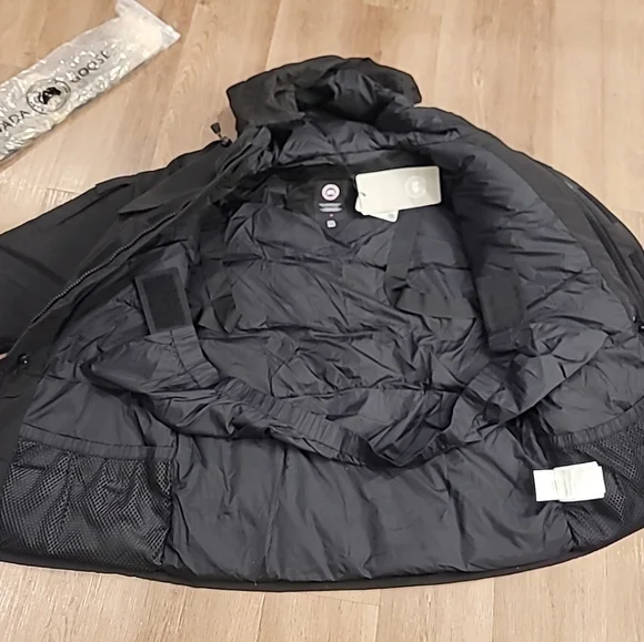 Canada Goose XXL Black Expedition Parka Fusion Fit Heritage WITH TAGS Coyote Fur - Picture 11 of 16